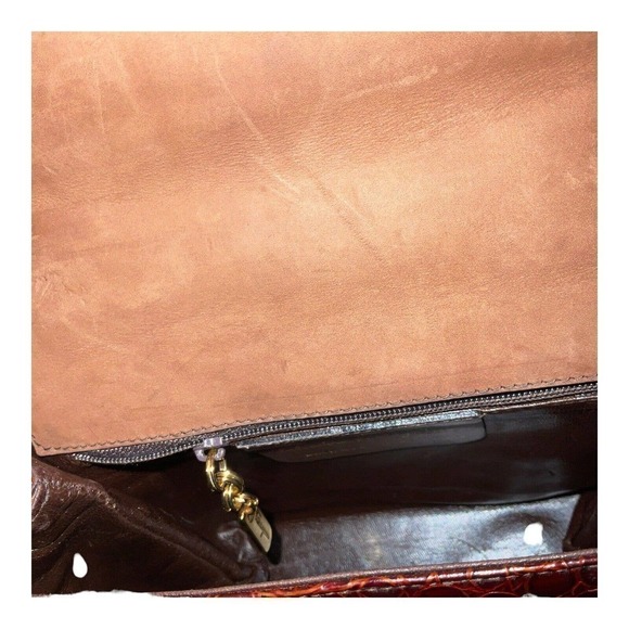 Salvatore Ferragamo "Vara" MINI Flap Crossbody Shoulder Bag - Picture 9 of 16